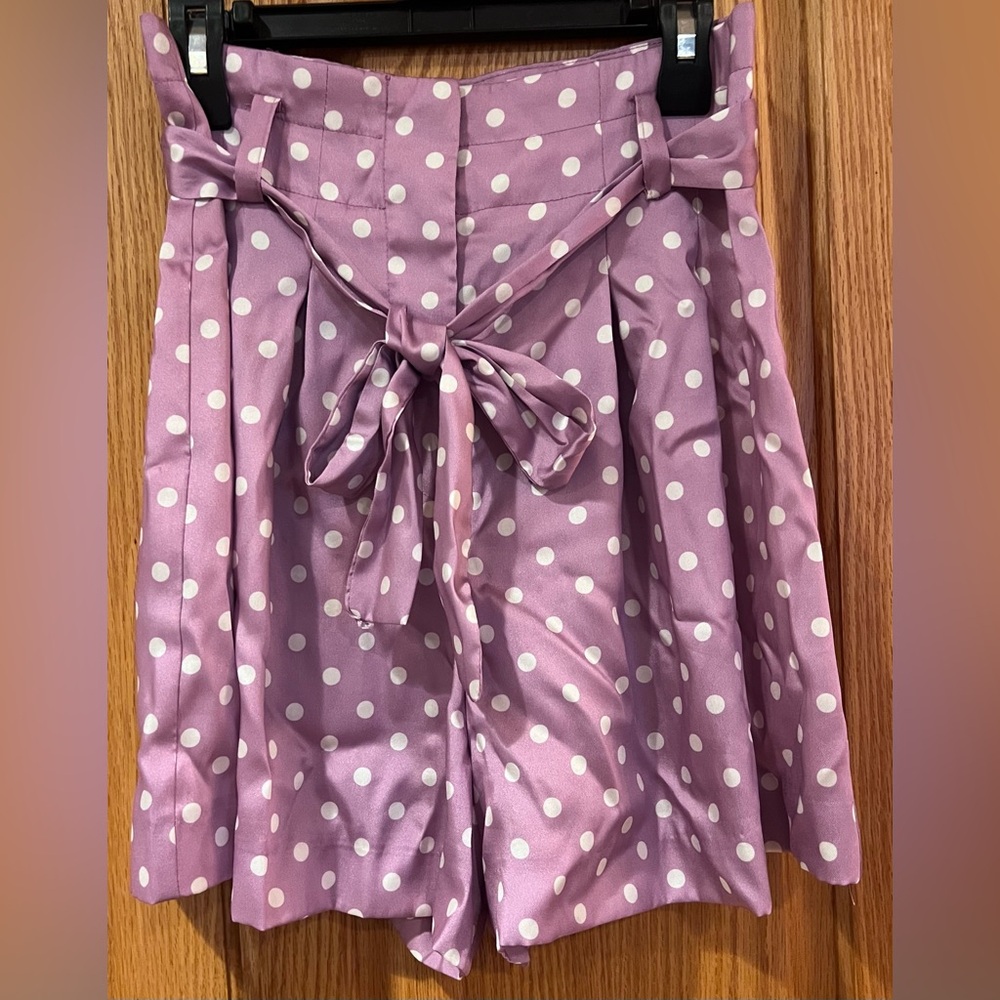 ZARA Lilac & White Polka Dot High Waisted Flowy Satin Belted Paperbag Shorts XS - Picture 14 of 16